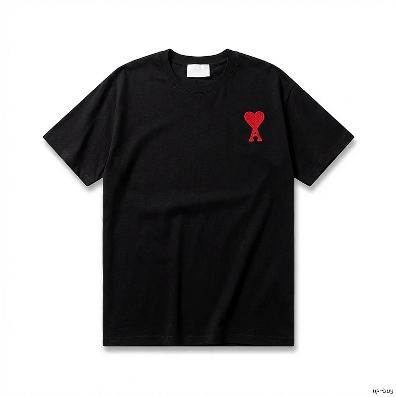 AMI Love Embroidery Simple Black T-shirt