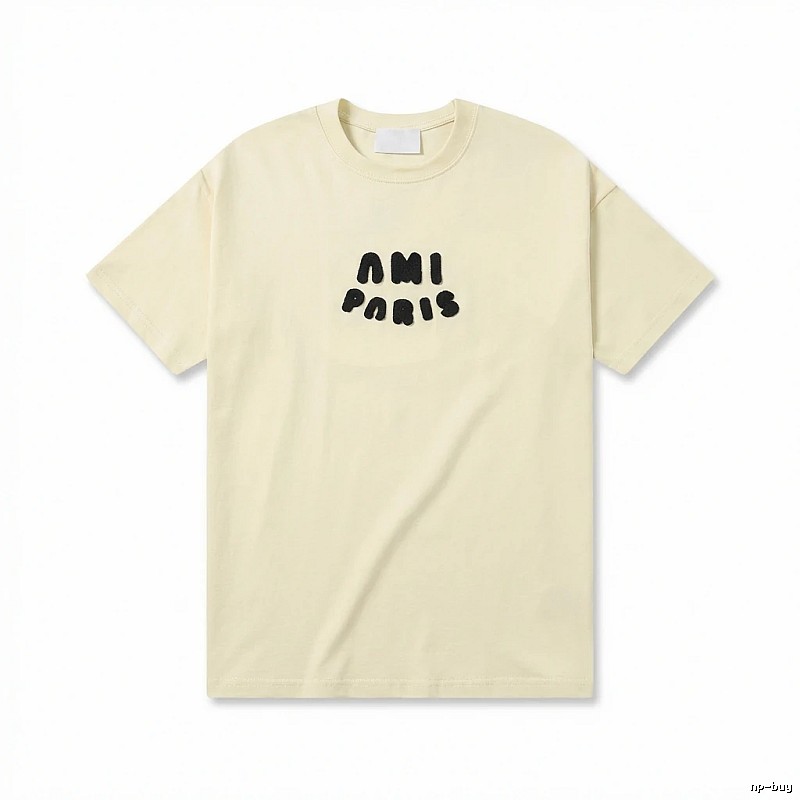 AMI Paris Casual Style Off-White T-shirt