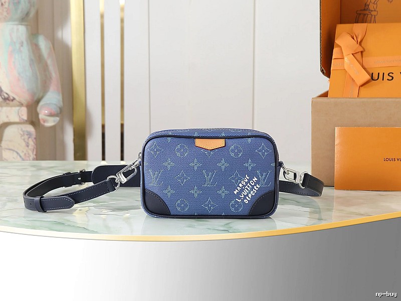 Blue Monogram Louis Vuitton Camera Bag Camera Bag for Casual Outfits