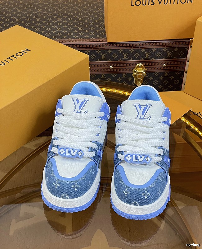 Blue White Louis Vuitton Low-top Blue Low-top Sneaker for Streetwear Looks