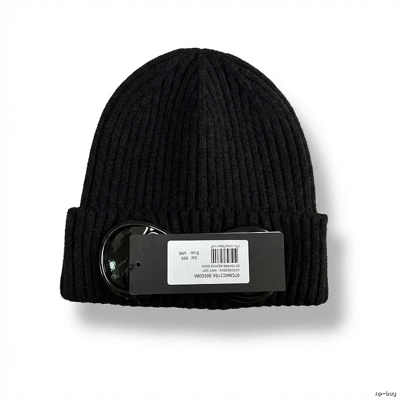 C.P. Simple Black Knitted Hat