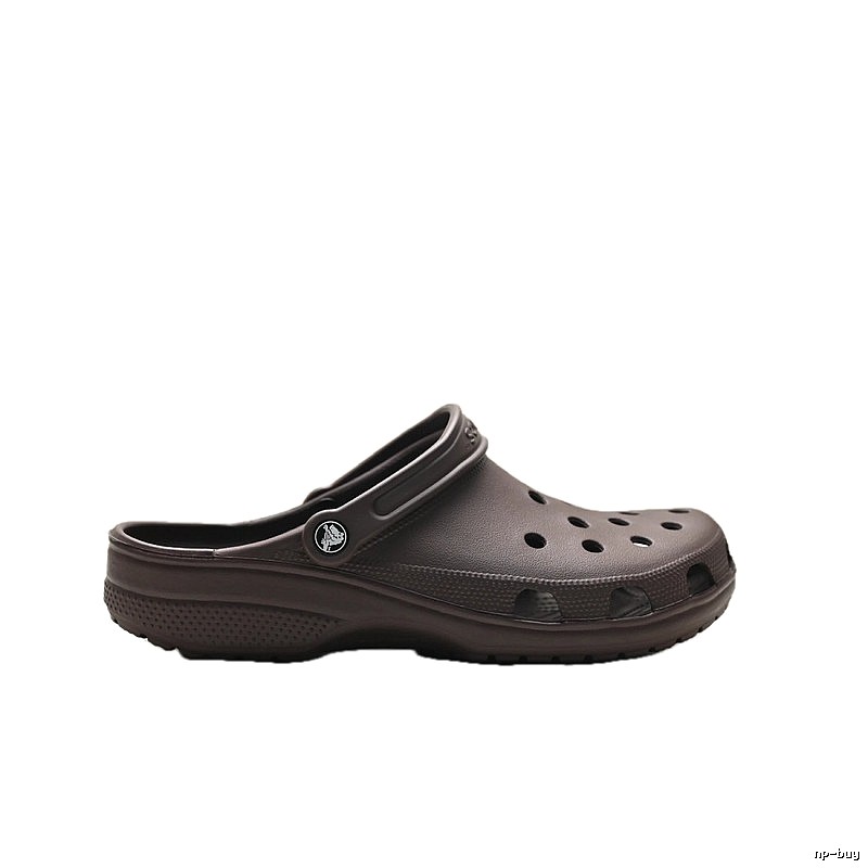 Crocs Classic Clog in Dark Brown
