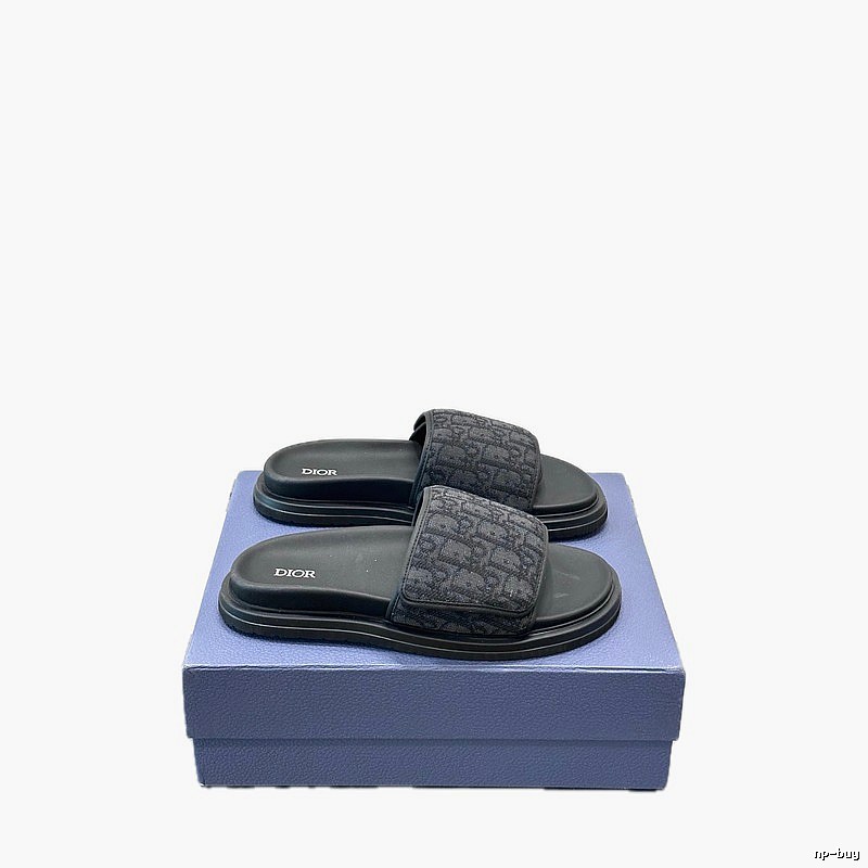 Dior Monogram Light Luxury Style Black Slide Sandals
