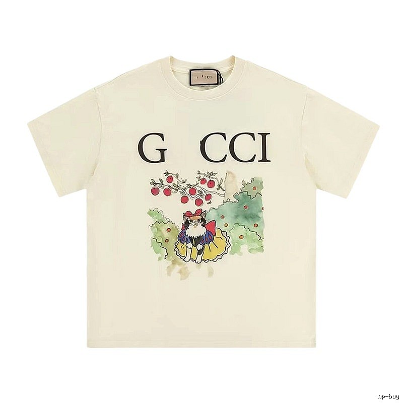 Gucci Vintage-Style Off-White Cat Print T-Shirt