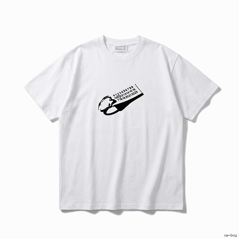 Maison Margiela short-sleeved white T-shirt with digital printing