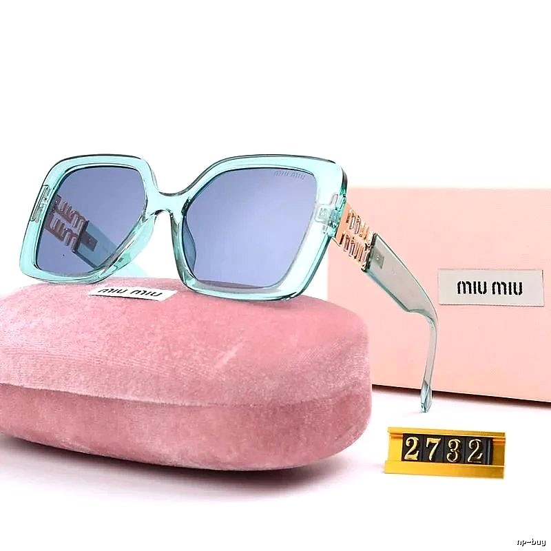 Miu Miu Casual Oversized sunglasses Black Oval Sunglasses for Comfortable Styling