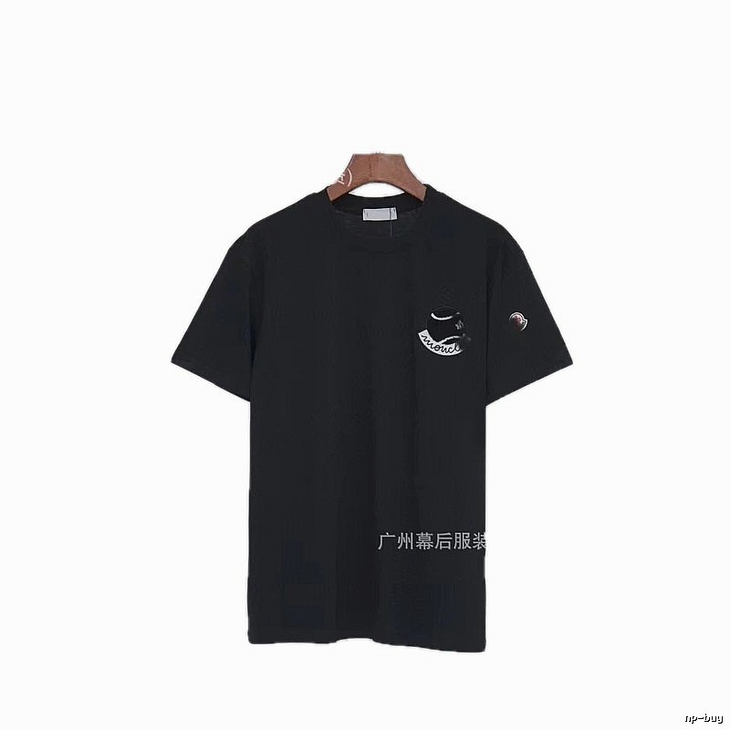 Moncler Embroidered Casual Black Short-sleeve T-shirt