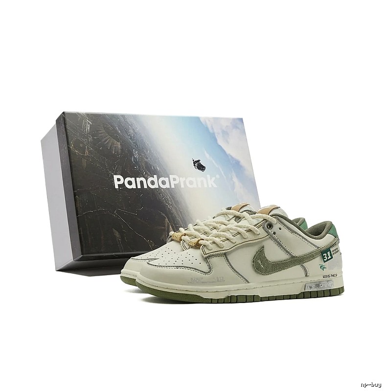 Nike retro-style light green canvas shoes