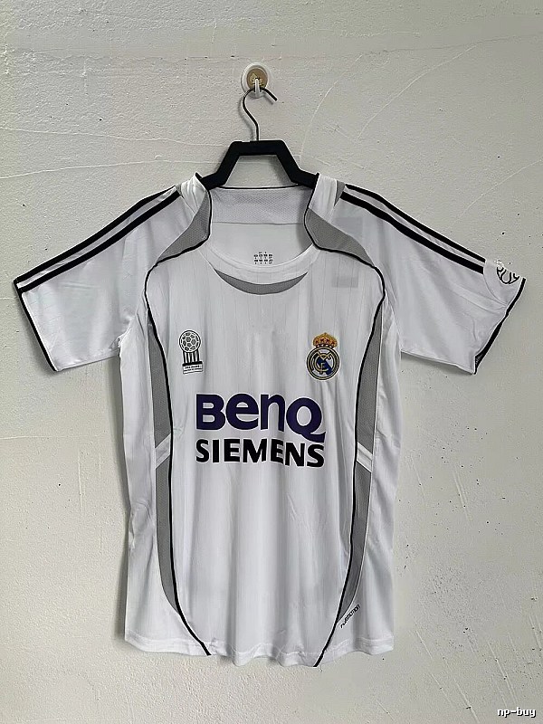 Real Madrid Streetwear Retro Teka soccer jersey White Retro Football with Logo Accent