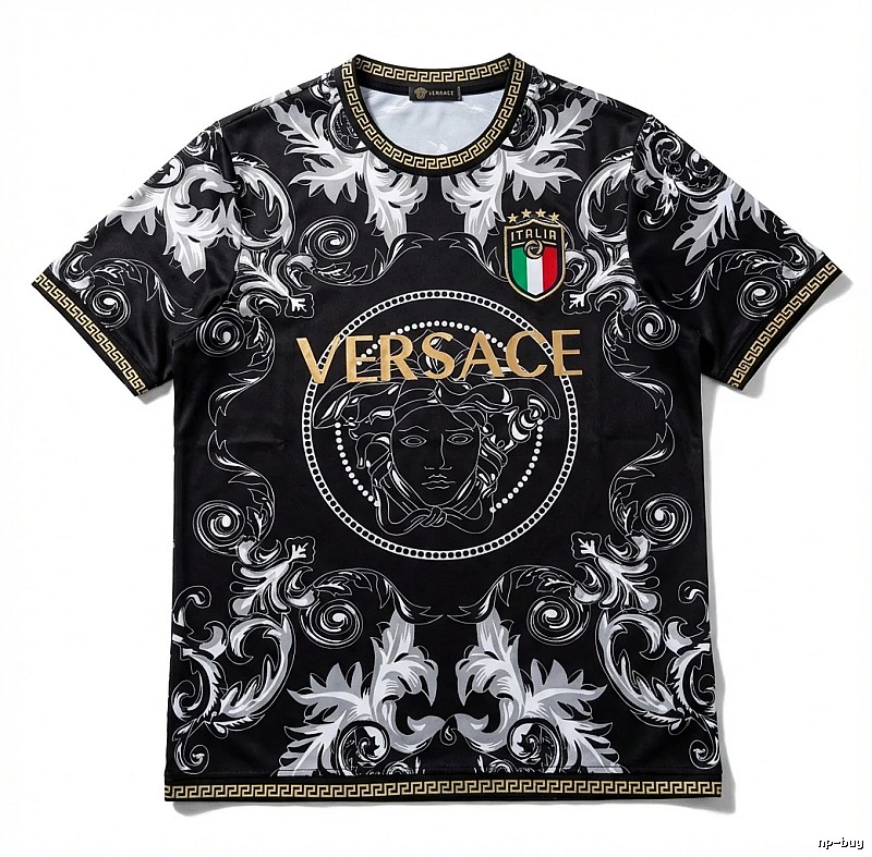 Stussy retro-style black-based T-shirt