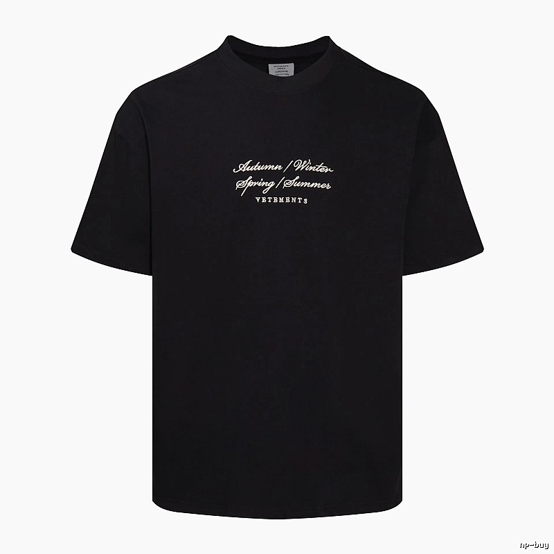 Summer Statement graphic T-shirt Black Colorful Lucky with Bold Graphic