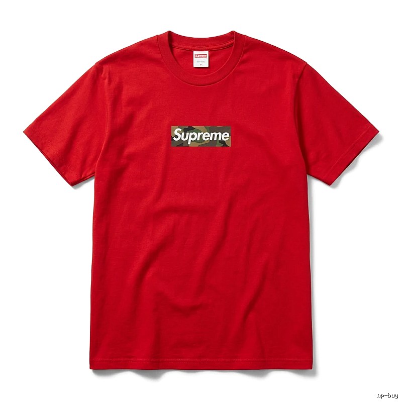 Supreme camouflage-style red T-shirt