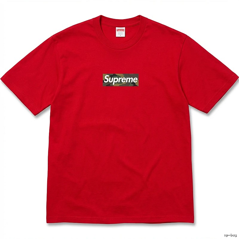 Supreme camouflage-style red T-shirt